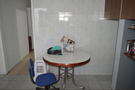 Casa à venda com 300m², 4 quartos e 3 vagasCozinha