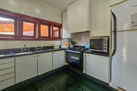 Apartamento para alugar com 500m², 5 quartos e 4 vagas Apartamento para alugar com 500m², 5 quartos e 4 vagasCozinha