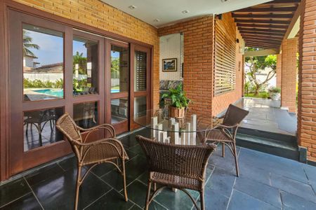 Apartamento para alugar com 500m², 5 quartos e 4 vagas Apartamento para alugar com 500m², 5 quartos e 4 vagasVaranda