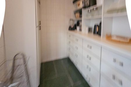 Apartamento para alugar com 500m², 5 quartos e 4 vagas Apartamento para alugar com 500m², 5 quartos e 4 vagasCozinha