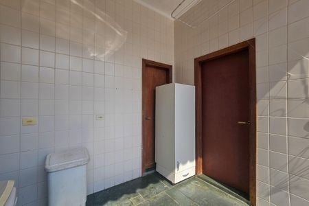 Apartamento para alugar com 500m², 5 quartos e 4 vagas Apartamento para alugar com 500m², 5 quartos e 4 vagasÁrea de serviço