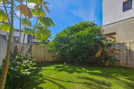 Apartamento para alugar com 500m², 5 quartos e 4 vagas Apartamento para alugar com 500m², 5 quartos e 4 vagasVaranda - Suíte 1