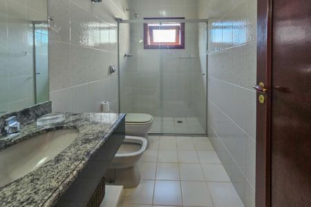 Apartamento para alugar com 500m², 5 quartos e 4 vagas Apartamento para alugar com 500m², 5 quartos e 4 vagasBanheiro da Suíte 4