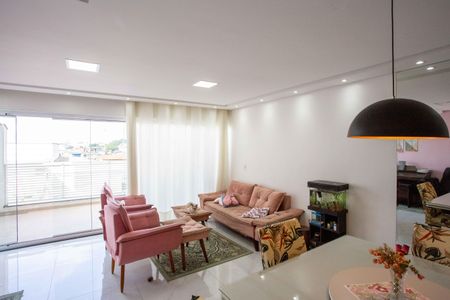 Casa à venda com 155m², 3 quartos e 4 vagasSala