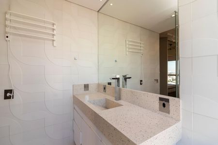 Apartamento à venda com 70m², 1 quarto e 1 vagaBanheiro da Suíte