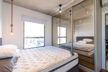 Apartamento à venda com 70m², 1 quarto e 1 vagaSuíte