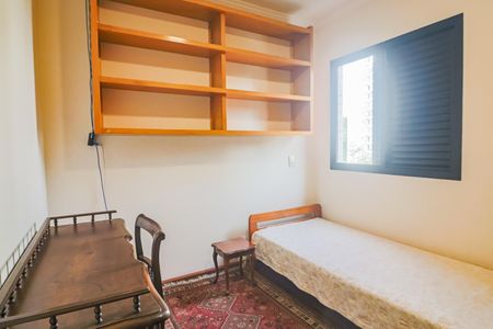 Apartamento à venda com 138m², 4 quartos e 3 vagas Apartamento à venda com 138m², 4 quartos e 3 vagasQuarto 1