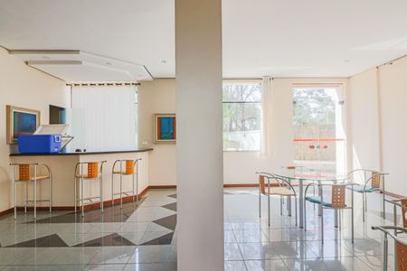 Apartamento à venda com 138m², 4 quartos e 3 vagas Apartamento à venda com 138m², 4 quartos e 3 vagasÁrea comum - Salão de festas