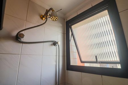 Apartamento à venda com 138m², 4 quartos e 3 vagas Apartamento à venda com 138m², 4 quartos e 3 vagasBanheiro Suíte 2