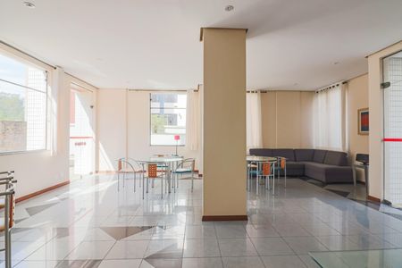 Apartamento à venda com 138m², 4 quartos e 3 vagas Apartamento à venda com 138m², 4 quartos e 3 vagasÁrea comum - Salão de festas