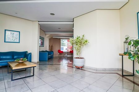 Apartamento à venda com 138m², 4 quartos e 3 vagas Apartamento à venda com 138m², 4 quartos e 3 vagasHall de entrada