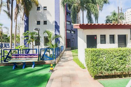 Apartamento à venda com 138m², 4 quartos e 3 vagas Apartamento à venda com 138m², 4 quartos e 3 vagasÁrea comum - Playground