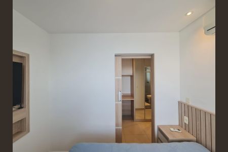 Studio à venda com 38m², 1 quarto e 1 vaga Studio à venda com 38m², 1 quarto e 1 vagaQuarto
