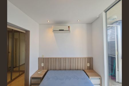 Studio à venda com 38m², 1 quarto e 1 vaga Studio à venda com 38m², 1 quarto e 1 vagaQuarto