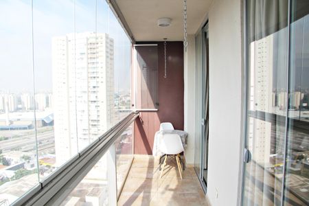 Studio à venda com 38m², 1 quarto e 1 vagaVaranda