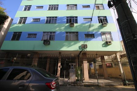 Apartamento à venda com 72m², 2 quartos e sem vagaFachada do Prédio