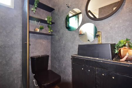 Apartamento para alugar com 74m², 2 quartos e 1 vaga Apartamento para alugar com 74m², 2 quartos e 1 vagaBanheiro