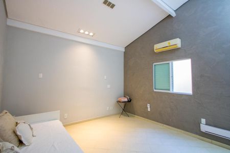 Casa de condomínio à venda com 133m², 3 quartos e 2 vagas Casa de condomínio à venda com 133m², 3 quartos e 2 vagasQuarto 2