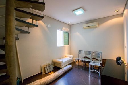 Casa de condomínio à venda com 133m², 3 quartos e 2 vagas Casa de condomínio à venda com 133m², 3 quartos e 2 vagasQuarto 1