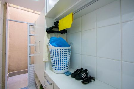 Casa de condomínio à venda com 133m², 3 quartos e 2 vagas Casa de condomínio à venda com 133m², 3 quartos e 2 vagasÁrea de serviço