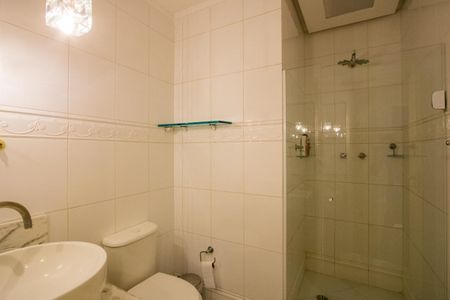 Casa de condomínio à venda com 133m², 3 quartos e 2 vagas Casa de condomínio à venda com 133m², 3 quartos e 2 vagasBanheiro social