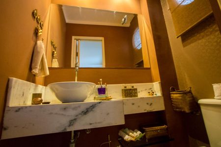 Casa de condomínio à venda com 133m², 3 quartos e 2 vagas Casa de condomínio à venda com 133m², 3 quartos e 2 vagasLavabo