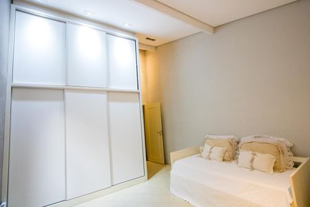 Casa de condomínio à venda com 133m², 3 quartos e 2 vagas Casa de condomínio à venda com 133m², 3 quartos e 2 vagasQuarto 2