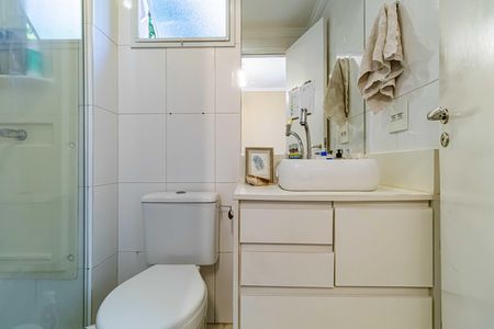Apartamento para alugar com 104m², 3 quartos e 2 vagas Apartamento para alugar com 104m², 3 quartos e 2 vagasSuite 02 - Banheiro