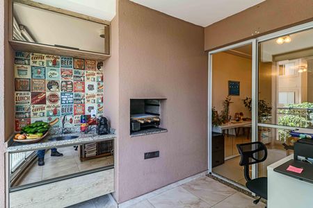 Apartamento para alugar com 104m², 3 quartos e 2 vagas Apartamento para alugar com 104m², 3 quartos e 2 vagasVaranda