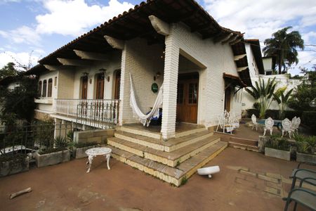 Casa à venda com 381m², 7 quartos e 2 vagasAndar de cima piscina