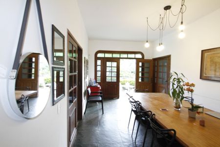 Casa à venda com 381m², 7 quartos e 2 vagasDetalhe Sala