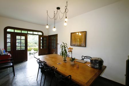 Casa à venda com 381m², 7 quartos e 2 vagasSala 1