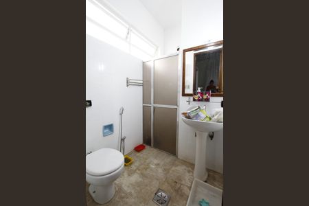 Casa à venda com 381m², 7 quartos e 2 vagasBanheiro quarto 3