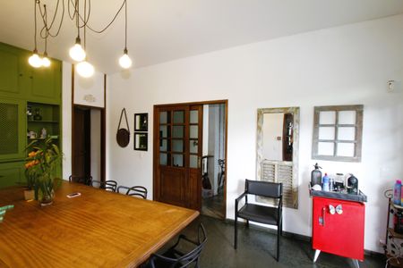 Casa à venda com 381m², 7 quartos e 2 vagasSala 1