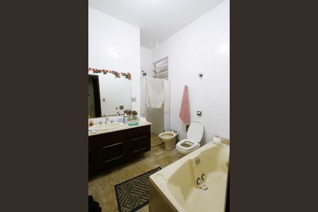 Casa à venda com 381m², 7 quartos e 2 vagasBanheiro Social 1