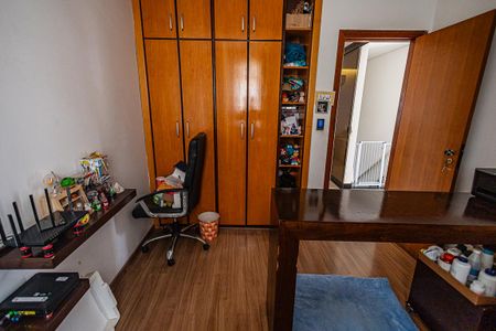 Apartamento à venda com 169m², 3 quartos e 2 vagas Apartamento à venda com 169m², 3 quartos e 2 vagasQuarto 4