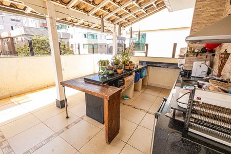 Apartamento à venda com 169m², 3 quartos e 2 vagas Apartamento à venda com 169m², 3 quartos e 2 vagasCobertura / area de serviço