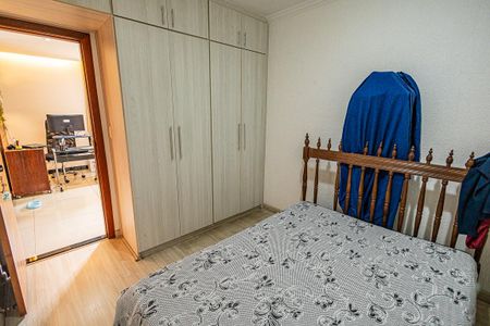 Apartamento à venda com 169m², 3 quartos e 2 vagas Apartamento à venda com 169m², 3 quartos e 2 vagasQuarto 3