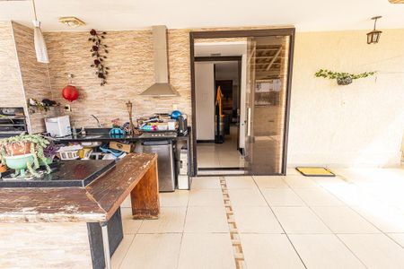 Apartamento à venda com 169m², 3 quartos e 2 vagas Apartamento à venda com 169m², 3 quartos e 2 vagasCobertura / area de serviço