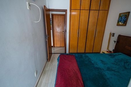 Apartamento à venda com 169m², 3 quartos e 2 vagas Apartamento à venda com 169m², 3 quartos e 2 vagasQuarto 1