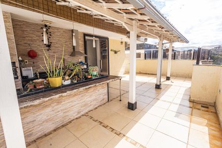 Apartamento à venda com 169m², 3 quartos e 2 vagas Apartamento à venda com 169m², 3 quartos e 2 vagasCobertura / area de serviço