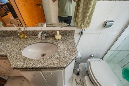 Apartamento à venda com 169m², 3 quartos e 2 vagas Apartamento à venda com 169m², 3 quartos e 2 vagasBanheiro / cobertura