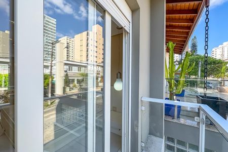 Casa de condomínio à venda com 342m², 3 quartos e 2 vagasVaranda da Suíte 2