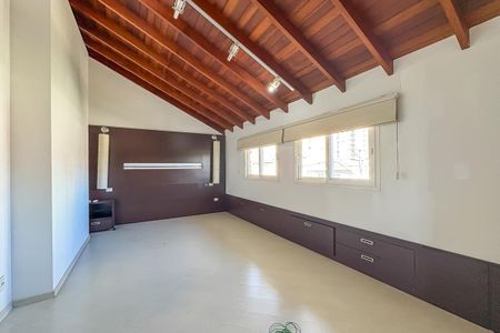 Casa de condomínio à venda com 342m², 3 quartos e 2 vagasSuíte 3