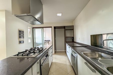 Casa de condomínio à venda com 342m², 3 quartos e 2 vagasCozinha