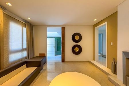 Casa de condomínio à venda com 342m², 3 quartos e 2 vagasSala