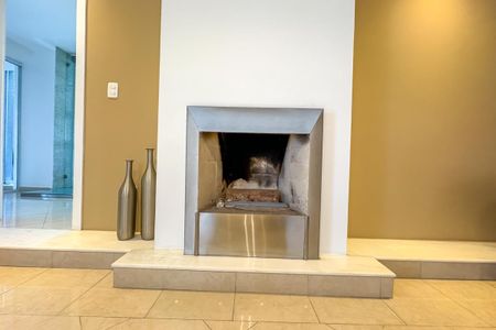 Casa de condomínio à venda com 342m², 3 quartos e 2 vagasSala