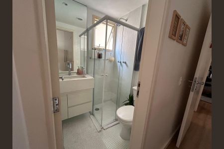 Apartamento à venda com 59m², 2 quartos e 1 vaga Apartamento à venda com 59m², 2 quartos e 1 vagaBanheiro da Suíte