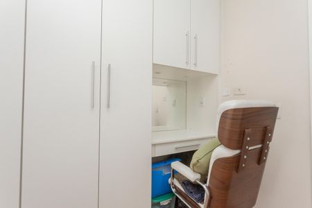 Casa à venda com 65m², 1 quarto e 2 vagasEscritório