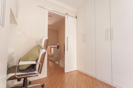 Casa à venda com 65m², 1 quarto e 2 vagasEscritório